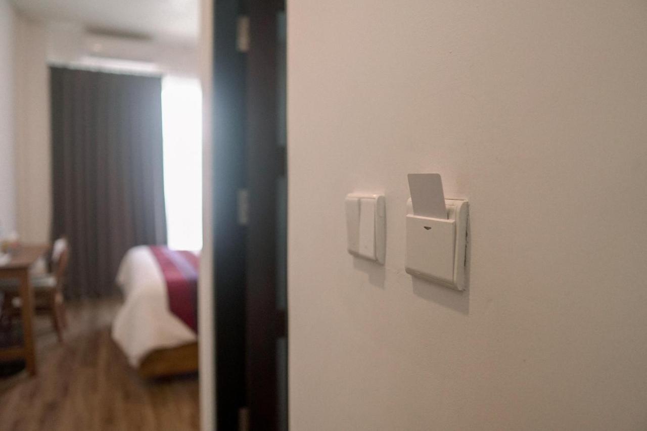Christika Homestay 라부안 바조 외부 사진