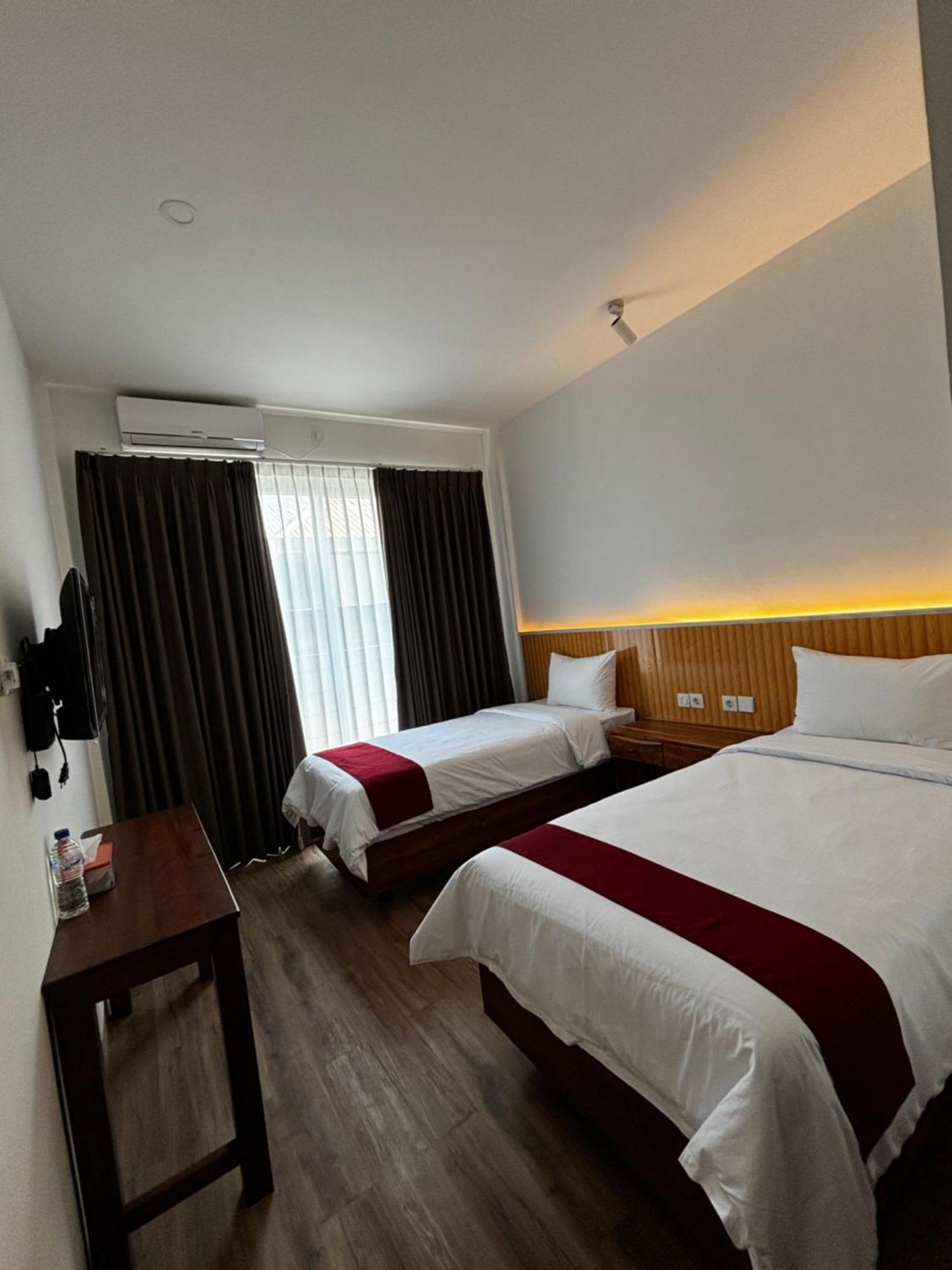Christika Homestay 라부안 바조 외부 사진