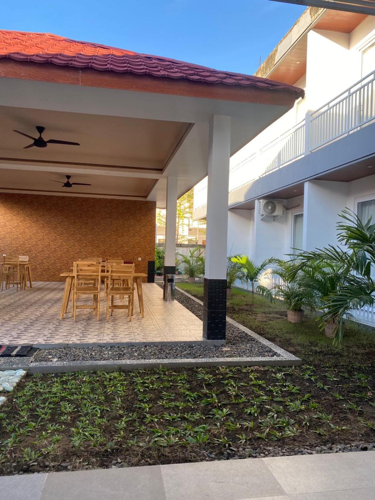Christika Homestay 라부안 바조 외부 사진